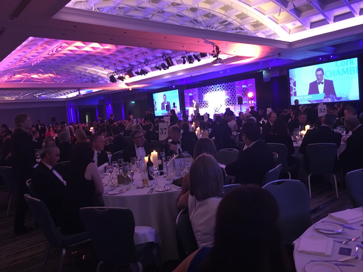 GrahamBurns2013's tweet photo. Huge crowd at #corkdubdinner, real positivity and energy in room. Regional growth is alive and well @CplJobs https://t.co/nOTLjW0kCX