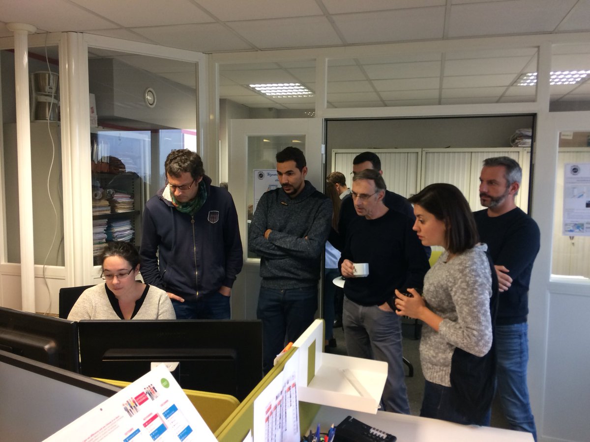 EstelleLibourel's tweet photo. @romainboudet Bravo @romainboudet pour cette initiative qui a remporté un vif succès «Gagner en efficacité grâce aux outils numériques ... et à ses collègues qui partagent leur savoir faire» 👉🏻Echange Réciproque de Savoir = Simple et Efficace #PRITours https://t.co/4rtW5Ta909