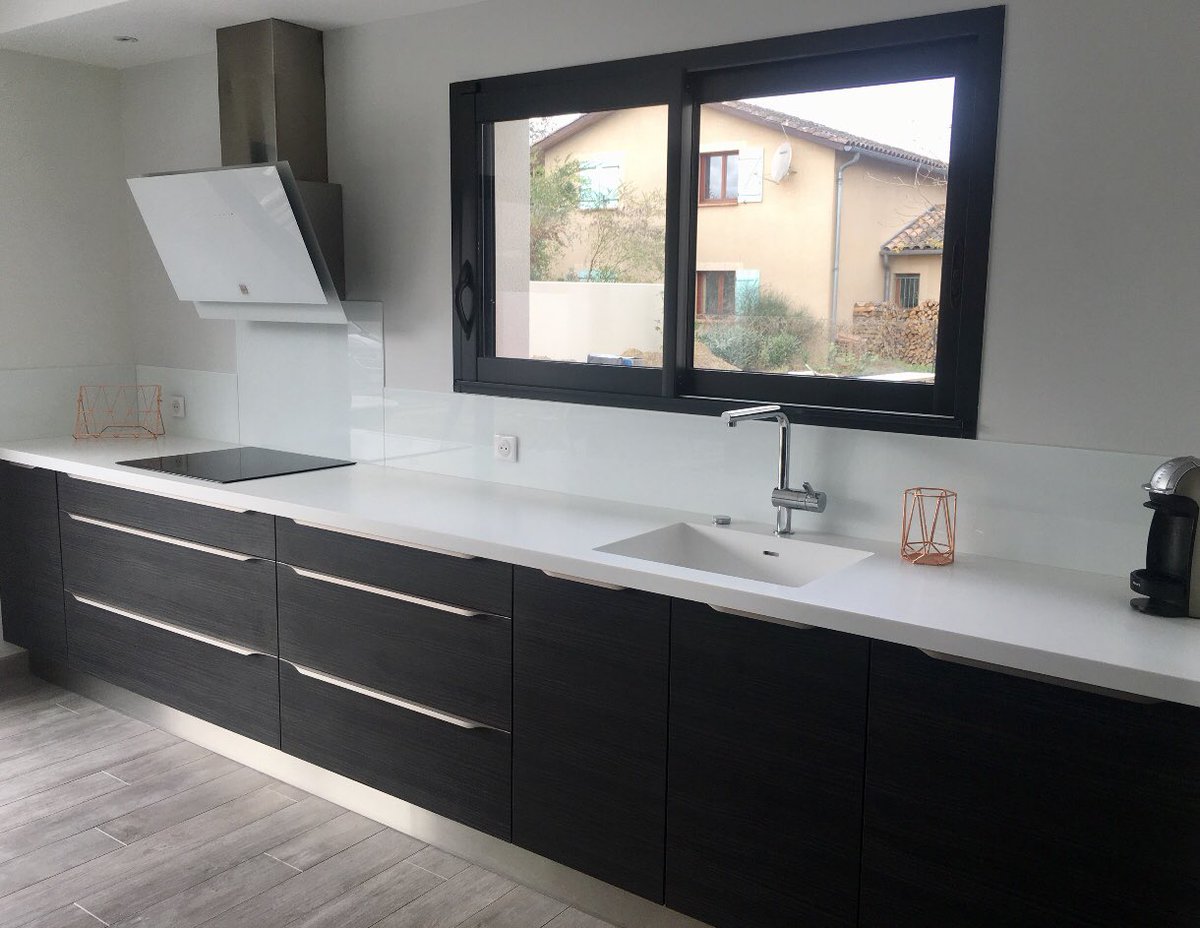 ArthurBonnetTls's tweet photo. Le projet du jour #cuisine #kitchen #aménagement #maison #home #homedecoration #carrelage #fauxplafon #ilotcentral #ilot #laque #corian #glacierwhite #sanspoignee #silestone #cosentino #plandetravail #roblin #arthurbonnet #arthurbonnettlse
#picoftheday https://t.co/2OWbvZ1cwY