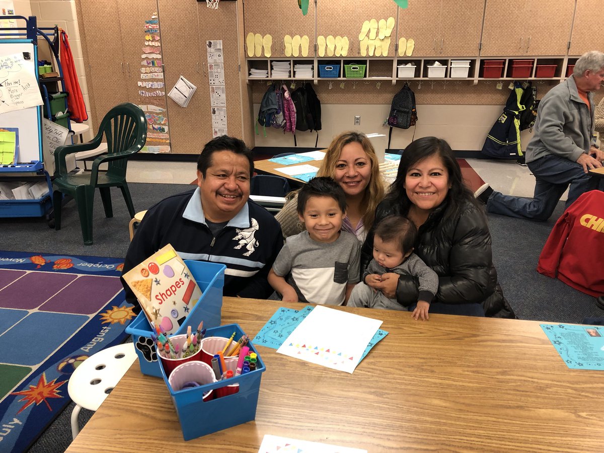 sixthgradeWLE's tweet photo. Grandparents Day at WLE! https://t.co/jHdhFzc3x7