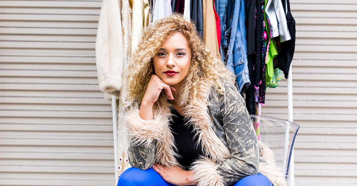 eBayNewsroom's tweet photo. This Saturday, #ShopSmall from sellers like SHINE Young Entrepreneur Award Winner Ciara Brown, who started her @eBay store @DiamondHanger from her college dorm room https://t.co/IuXM2EjL88 https://t.co/rDmYr1SY4f