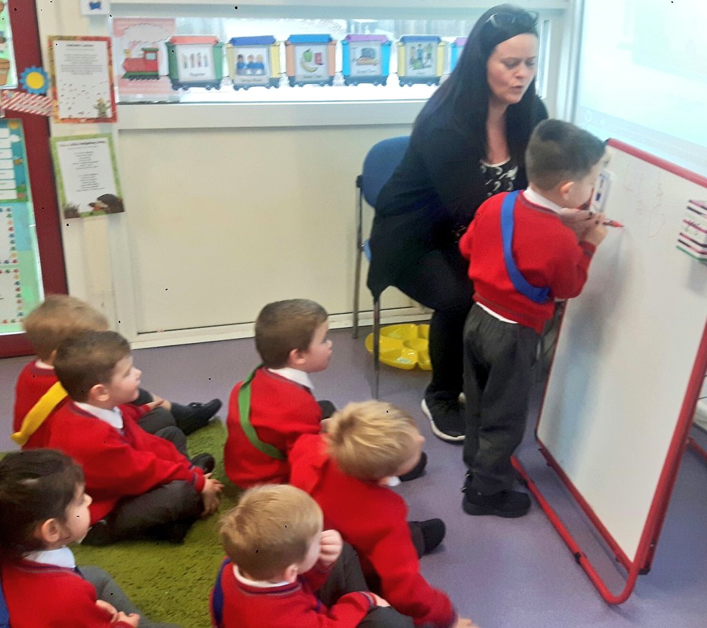 ysgolbrynhedydd's tweet photo. #YBHNURSERY we're learning all about Freddie Four from @ten_town at the moment. We're doing a super job of learning to write 4. #morningclass #DIAIUTF #YBH #mathsinclass #learningournumbers #numberformation #freddiefour https://t.co/CYlauDbADv