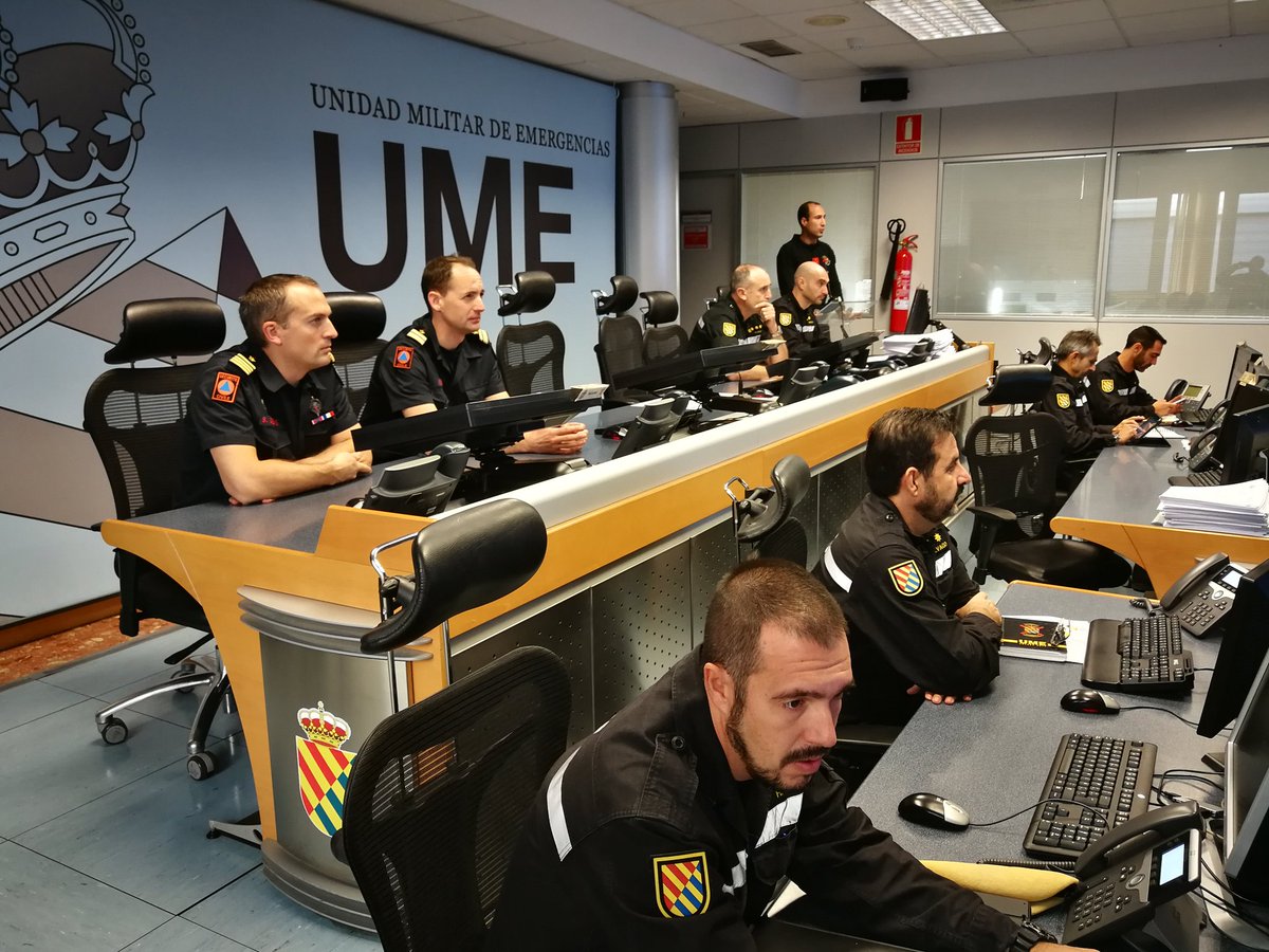 UMEgob's tweet image. La comisión mixta entre la Formisc y UME en Madrid y los ejercicios entre la #UIISC5 con el #BIEM3 en Valencia y entre la #UIISC7 con el #BIEM5 en León muestran el compromiso mutuo y buen entendimiento entre ambas unidades militares especializadas en emergencias 🇫🇷🇪🇸