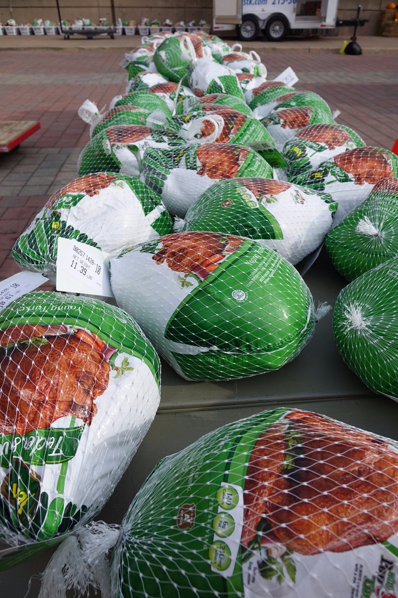 SJPREP's tweet photo. #Thanksgiving Food Delivery Day: +350 baskets with turkey, pie, stuffing, veggies, fruit, cereal, etc., delivered to our North Philly neighbors. One of the best days of the year! #SJPService https://t.co/LMAQxq3HC1