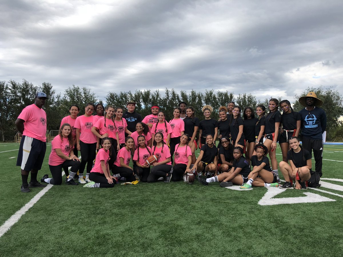 _SA2018's tweet photo. Thank you to everyone who came out to the Annual Senior Powder Puff Game!! 🏈 Wish you all a Happy Thanksgiving Holiday! https://t.co/x6kcS2RaPg