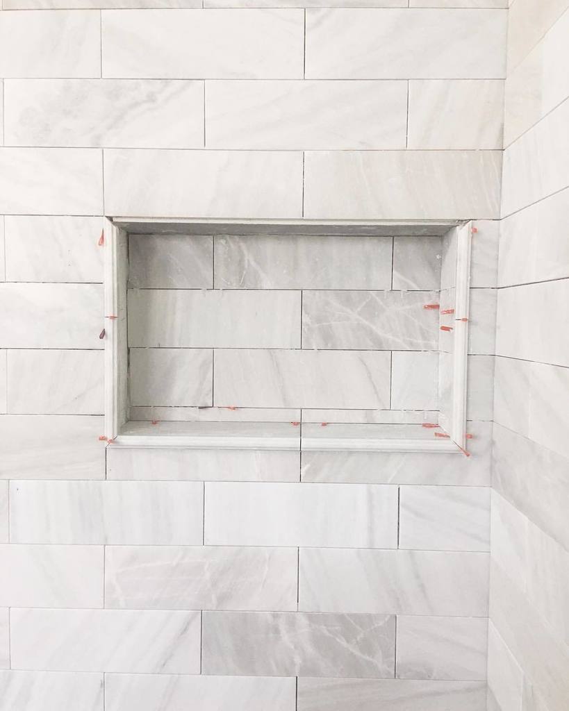 NicollsDesign's tweet photo. #AaveProject • The tile is setting perfectly 👌🏼 • #NicollsDesignBuild https://t.co/DQLw2f7IhD https://t.co/y1igFW81WR