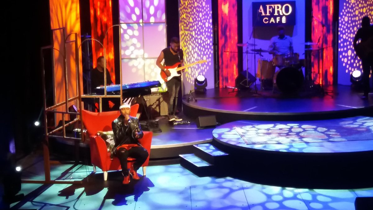 IamDikelo's tweet photo. #AfroCafeLiveExperine #SamthingSoweto #VusiNova #Ringo LOVE LOVE LOVE! @afrocafe_sa https://t.co/oCPDHDnf9o
