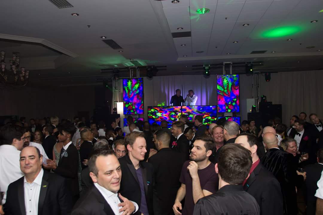 DLSDesEvents's tweet photo. What does it look like when 1000 revelers pack the dance floor @SheratonDallas to celebrate @BlackTieDinner ... @DJBlacklow  was in the zone and the crowd loved it! Fabulous fun at AfterBlack ! https://t.co/GoM6RACJgo