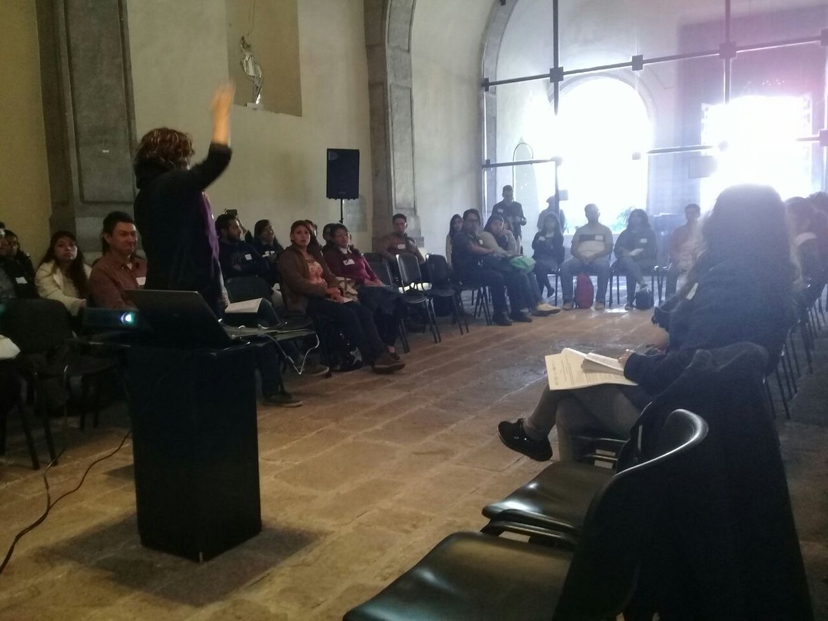KarenQuirogaA's tweet photo. Este martes beneficiarios @P_Prepa_Si de todas las delegaciones participaron en la Consulta "Agenda para el fortalecimiento de la seguridad ciudadana de las juventudes”, en el Templo de Corpus Christi. Enhorabuena! https://t.co/VBRhy328oY
