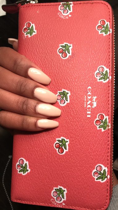 Spent $60 on my cousins and I nails at the nail salon today. Make me happy by reimbursing it immediately<a href="/tag/findom"class="tags"><span>#findom</span></a>