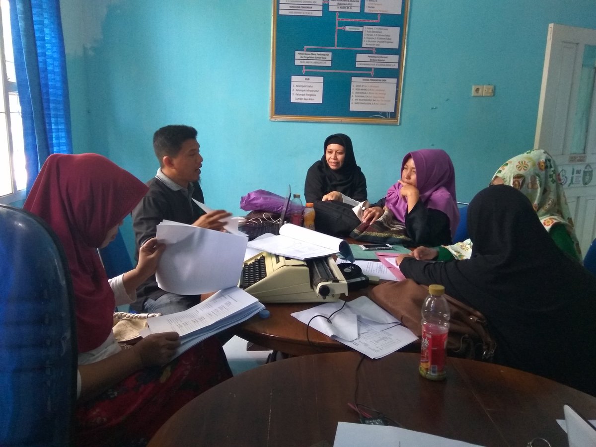 AfifvanMaidin's tweet photo. Fasilitasi KSU.Mutiara Biru binaan @ccdpifad kota Parepare terhadap UKM/pokmas pengolah dan budidaya dalam mengakses dana PKBL PT.Pertamina Persero utk penambahan modal usaha.
@mzulficar @susipudjiastuti @brsdm_kp @asunaryanto @PPBPUSLATLUHKP @BudidayaKKP @GintingSapta https://t.co/SwUBJPYSGH