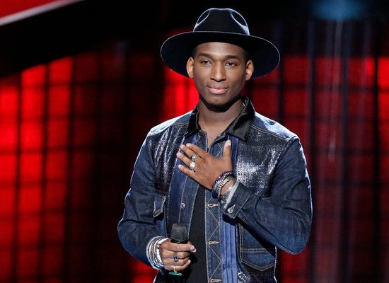 Vicki_Hogarth's tweet photo. It's that time again: #VoiceSaveJon #TheVoice https://t.co/3B54BNIpAy