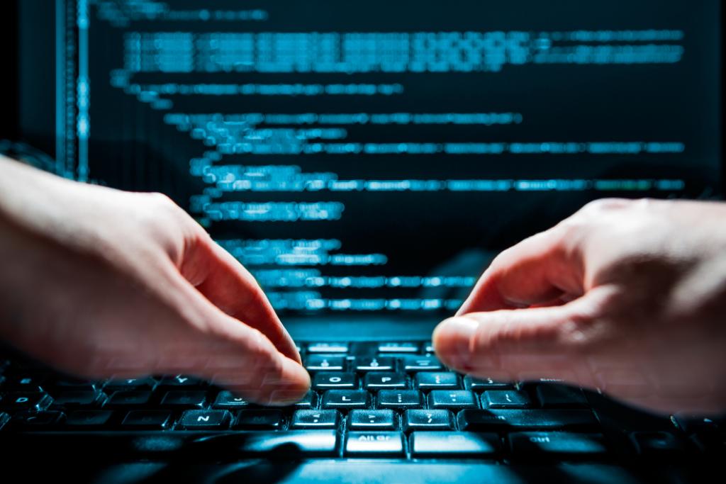 LearningatCisco's tweet photo. A few spots have opened up in our #Cybersecurity Scholarship Cohort which begins Dec 28, 2017 &amp; ends Apr 28, 2018. If you'd like to participate in this cohort, sign-up by Dec 1 to be invited into our application process. You'll get a response by Dec 3.  https://t.co/iPqXytWOV9 https://t.co/vjkgH3q7Ks