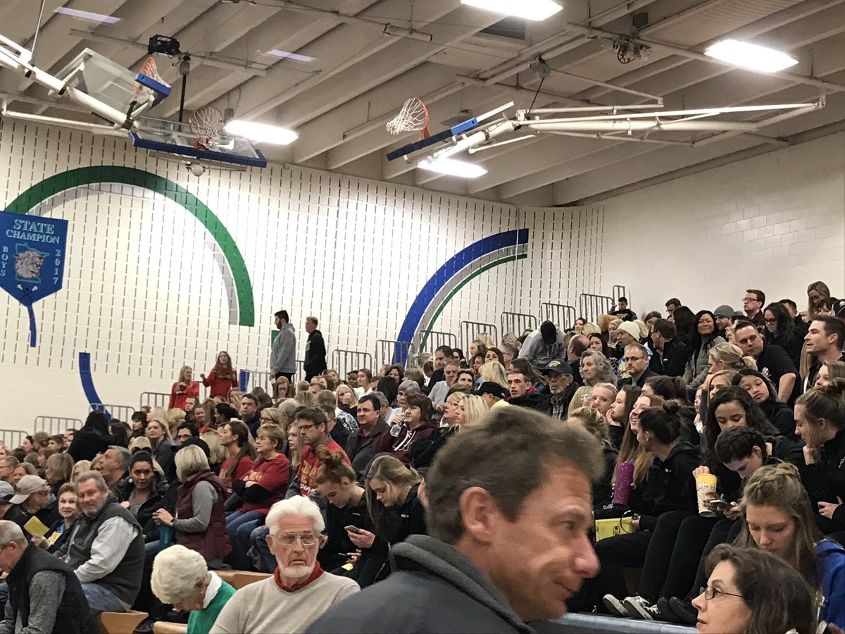 Eagan_Athletics's tweet image. Great turnout at our SSC Jazz Dance event.  1st of the conference season!  #funenvironment  #SSCPride