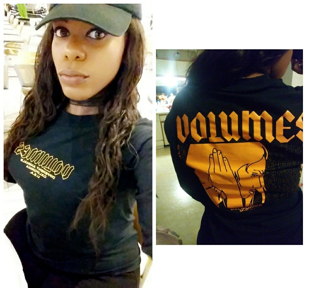 ba6ybunny222's tweet photo. Chillin and loving my new @Volumesband #DifferentAnimals shirt!
#VTeam https://t.co/bIiKf0a3ev