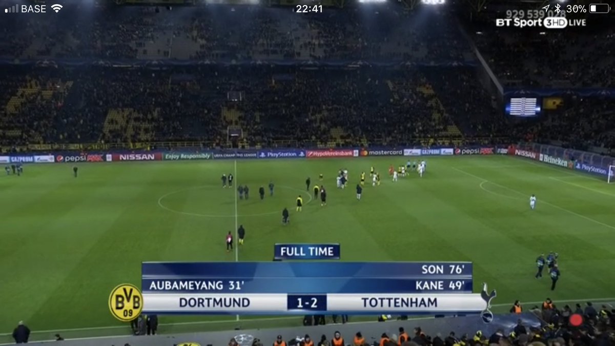 SoccerM0MM's tweet photo. FT:1-2 Dortmund vs Tottenham #Spurs #DORTOT #UCL #BVBTHFC https://t.co/iOaudCAGMc