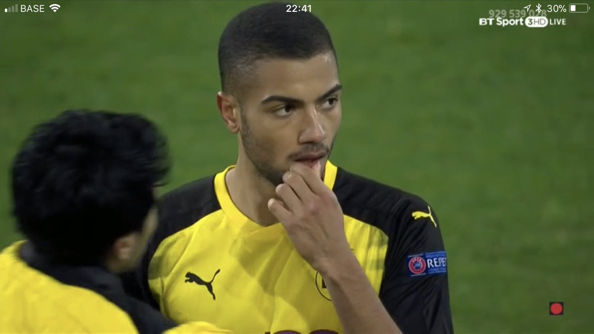 SoccerM0MM's tweet photo. FT:1-2 Dortmund vs Tottenham #Spurs #DORTOT #UCL #BVBTHFC https://t.co/iOaudCAGMc