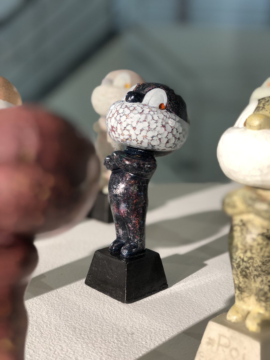 OnishiProject's tweet photo. Many colorful versions of POI currently occupy @onishigallery!
Artist Yusuke Ochiai's gives life to his cement POIs by applying color &amp; warmth to each one. On view 'POI: A Messenger of Love' thru 12/9 https://t.co/dOivVvEWSV Caption: POI, 2017, cement &amp; acrylic, 5.25 x 2 x 2.5 in https://t.co/SMvMC2S6eH