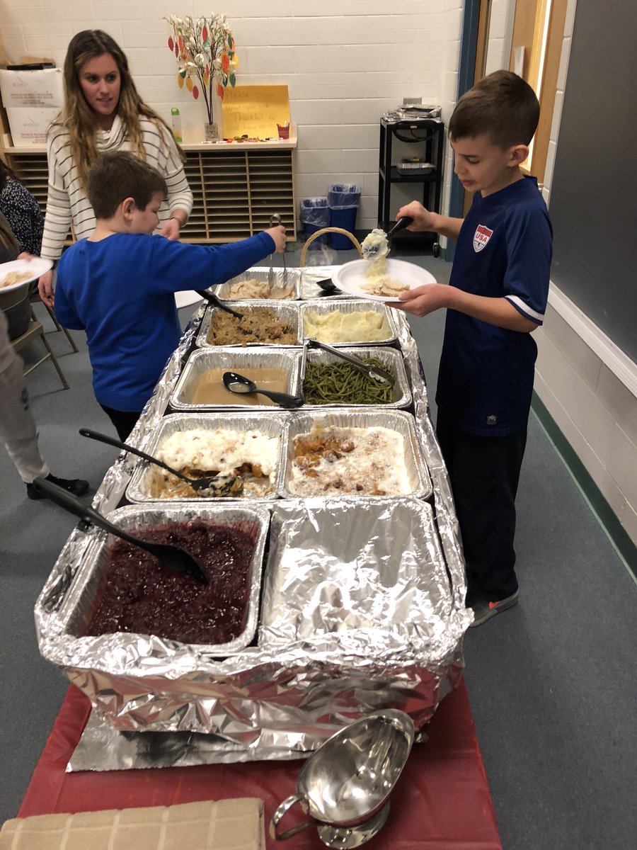 Mrs_Fluta's tweet photo. Happy Thanksgiving! We had a blast planning our feast with Ms. Banks class! Thanks to all who attended. @MTES192 #Thankful #Proud2bmillstone https://t.co/ProlFsguJh