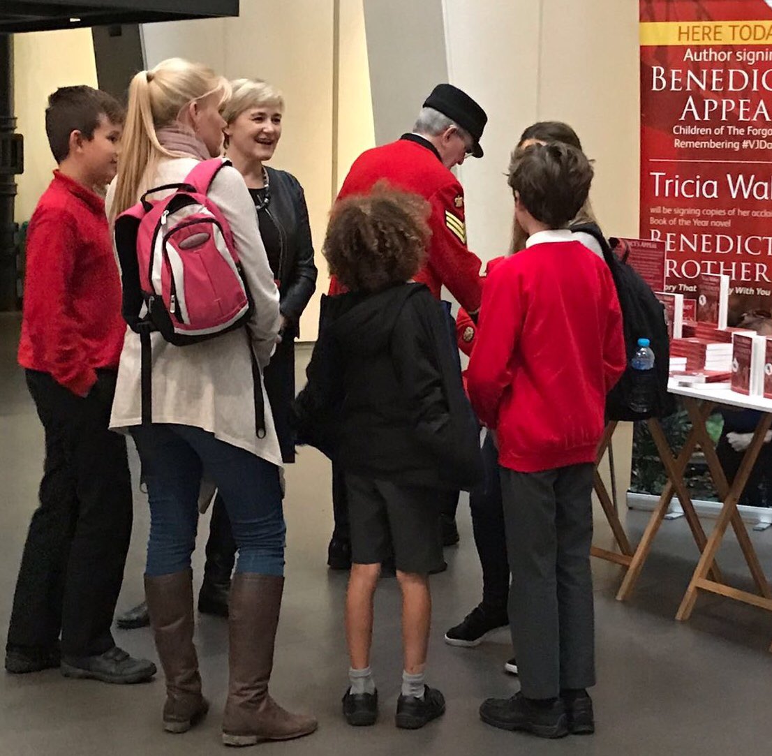 tricia_walker's tweet photo. Fab day! Thank u @I_W_M and especially to Chelsea Pensioners Walter &amp; Godfrey for their amazing help and fun filled support. #loveuguys! https://t.co/yaj2zW4MOU