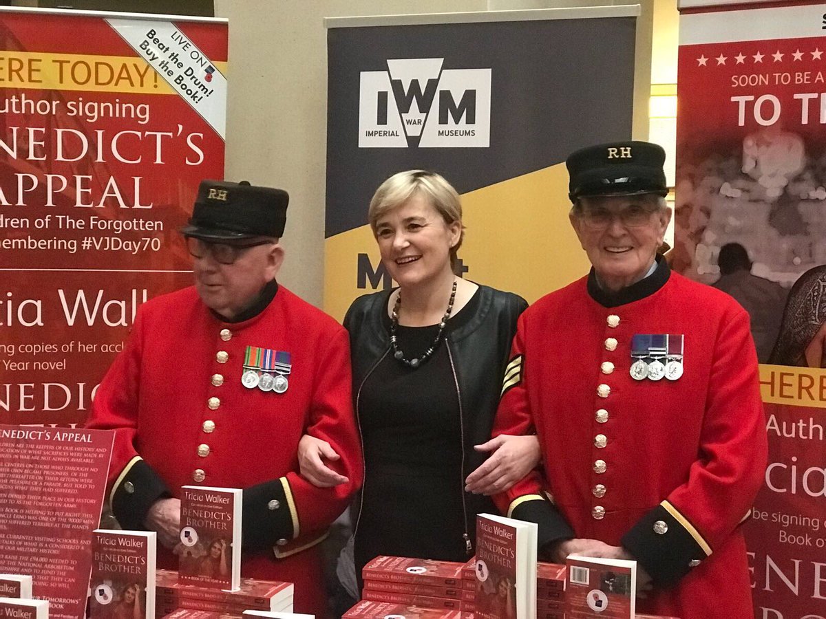 tricia_walker's tweet photo. Fab day! Thank u @I_W_M and especially to Chelsea Pensioners Walter &amp; Godfrey for their amazing help and fun filled support. #loveuguys! https://t.co/yaj2zW4MOU