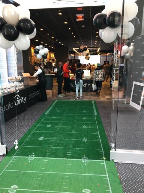 entertain_dc's tweet photo. Congrats to Comcast @Xfinity on the opening of their new flagship store #StudioXfinity in Chinatown! #DC Residents have another great way to get full service support and customer service from #xfinity #DCEntertainmentOffice! https://t.co/sVxoq9BRqD