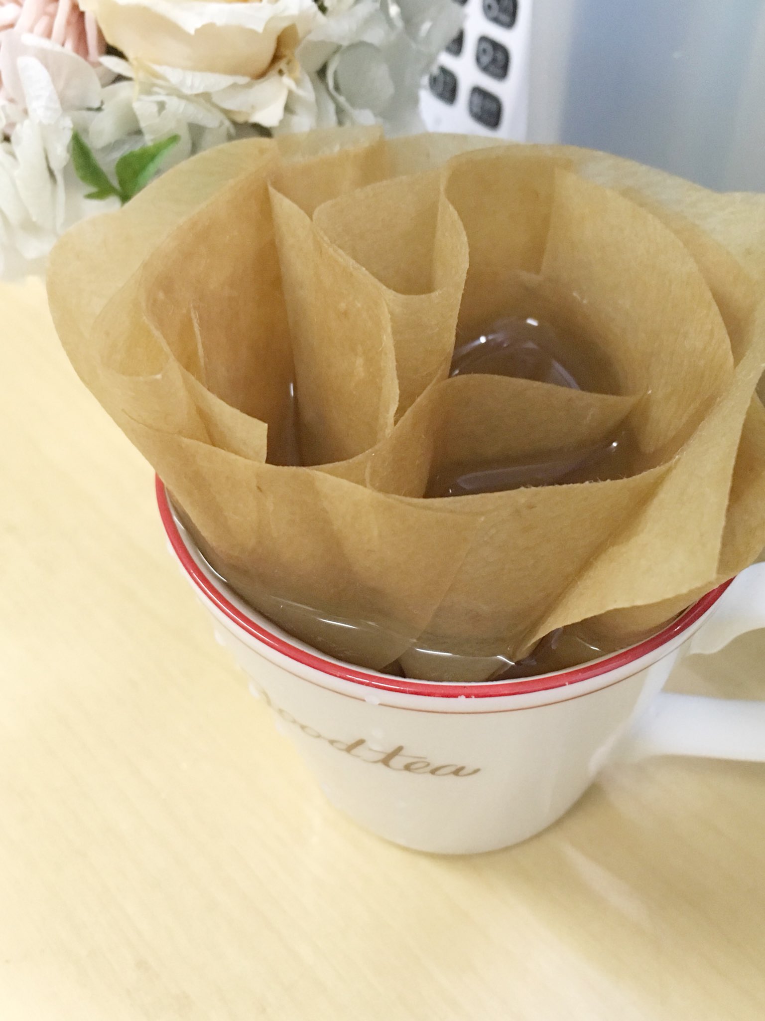 ニャボ Amazonで加湿器を物色してたのだけど いまいち決めきらず 結局コーヒーフィルターをカップに挿して手づくり代用 これで用を成すなら安上がりだわ T Co Ip7lapgilz Twitter