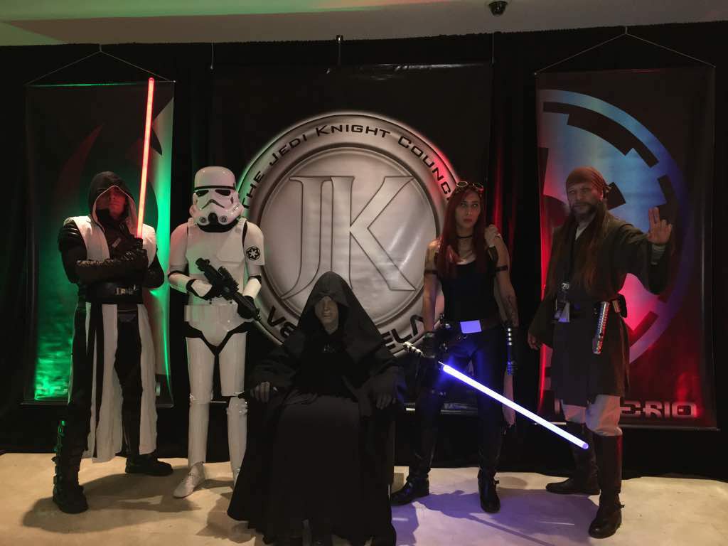 jkcv001's tweet photo. Este Domingo la pasamos Genial junto a @RenHotelsCCS @RoccoPirillo @CaracasComicCon @jkcv001 Disfrutando de un excelente evento. https://t.co/VjOCJaRiWH