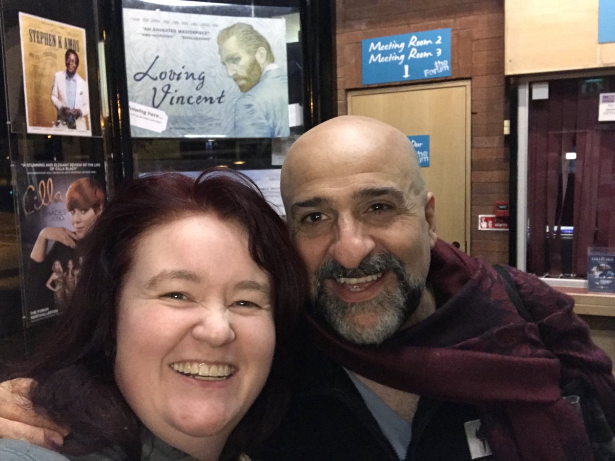 kim7_wright's tweet photo. @omid9 take2 😊 great to meet you, good luck with the rest of the tour https://t.co/7WZCbg88Wt