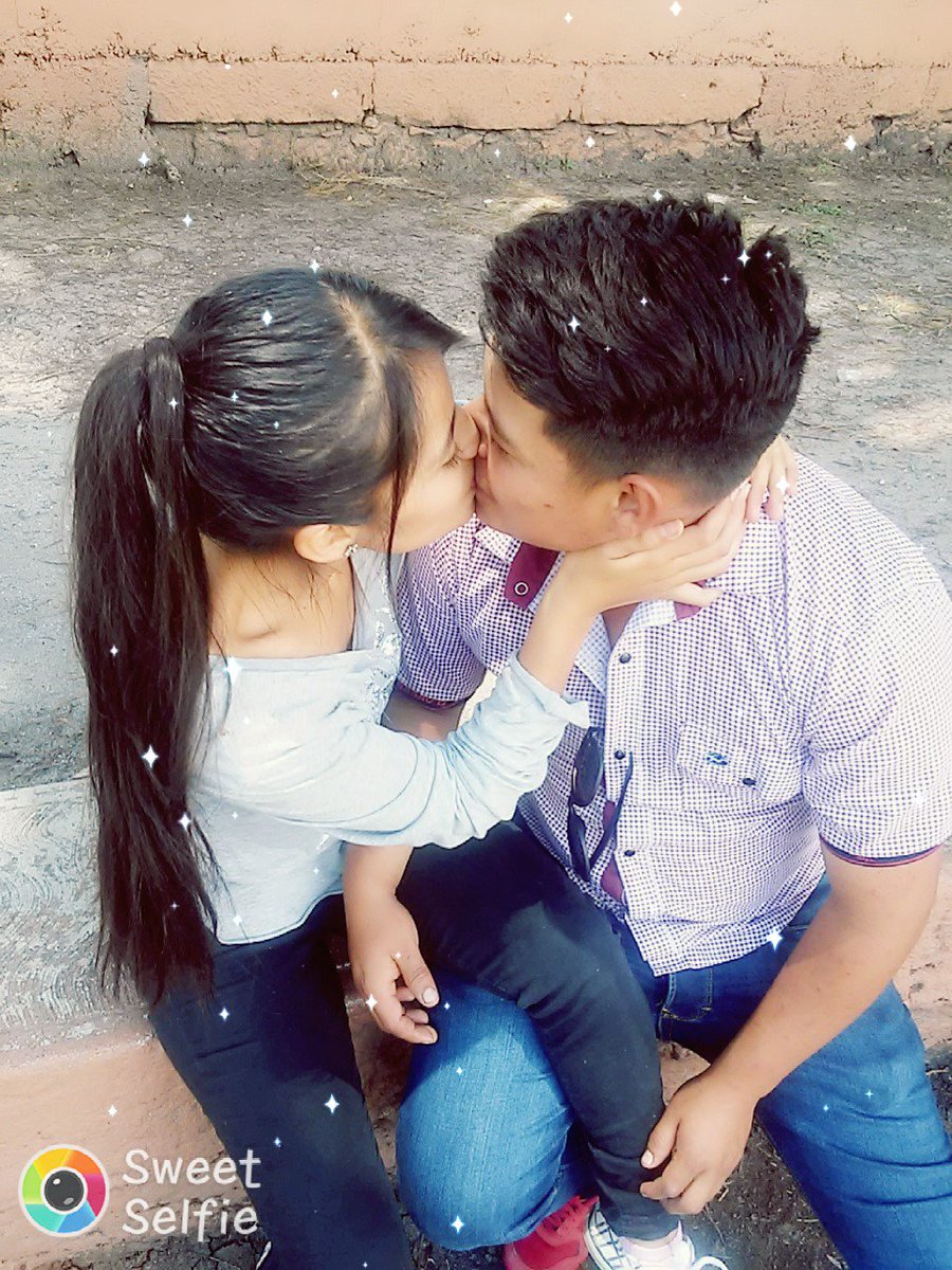 Sarahi1149's tweet photo. Gracias amor por estar a mi lado 😍 eres lo mejor de mi vida 💏 👌 https://t.co/3mGJsrBDXv