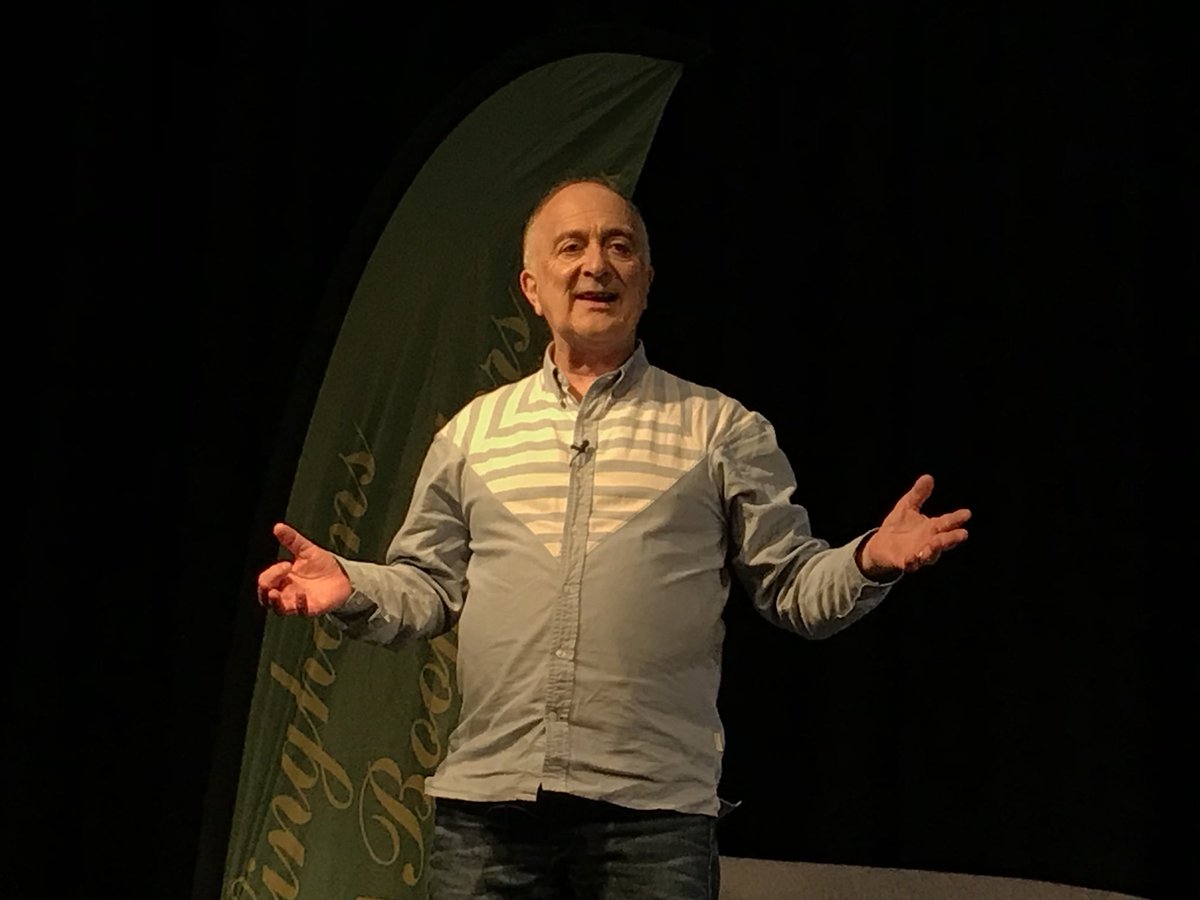 BirkenheadSchl's tweet photo. Thank you @Tony_Robinson, @LinghamsBooks and everyone who attended tonight’s event! We loved having you @BirkenheadSchl - please come back again soon! https://t.co/ARimbfYgUf