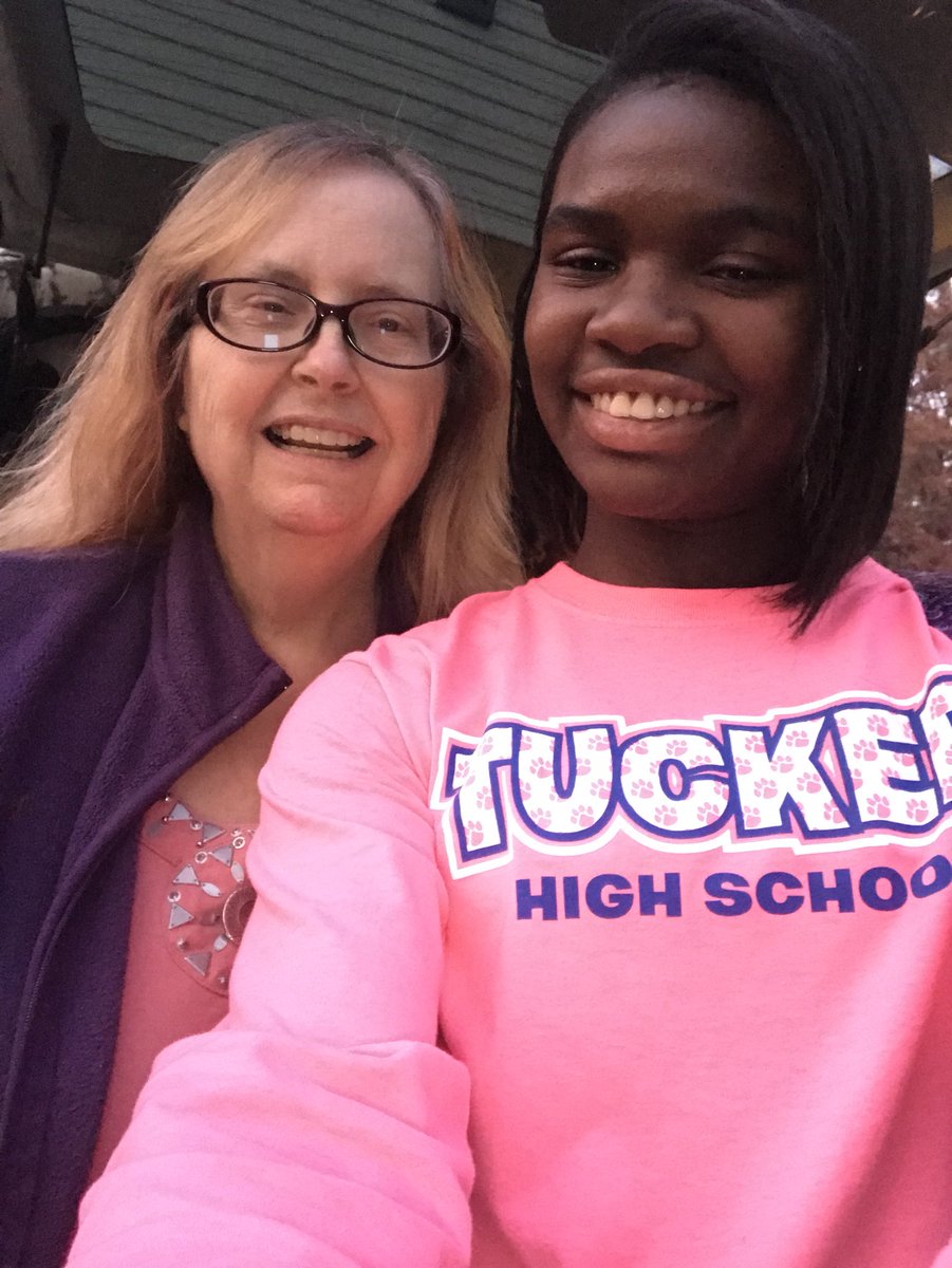 jrtnhs's tweet photo. JRTucker NHS delivers over 400 comfort items to The Giving Heart ❤️ this afternoon! Way to come together! #leadjrt @JRTPrincipal https://t.co/qOtNcW4OkM