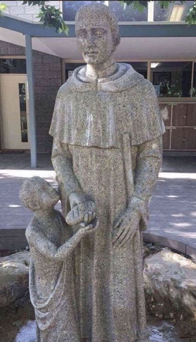 KezzerOz's tweet image. Blackfriars Priory School in Adelaide, doing a Hanson? Ooops 😳