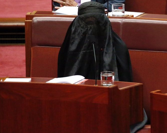 KezzerOz's tweet image. Blackfriars Priory School in Adelaide, doing a Hanson? Ooops 😳