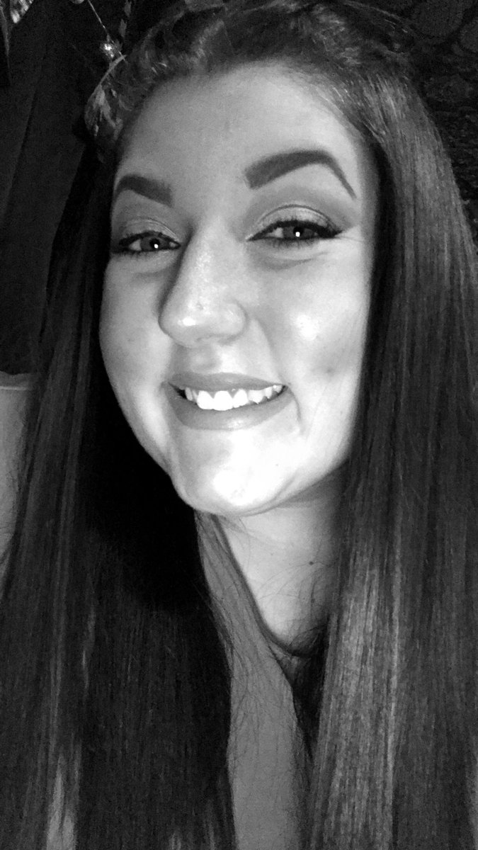 kira_chelle00's tweet photo. #JackAndJackFansLoveBEG Don’t make me BEG you to watch the video y’all :) https://t.co/R2isYRjqm8 #BEGMusicVideo https://t.co/kmeTtDeUfX