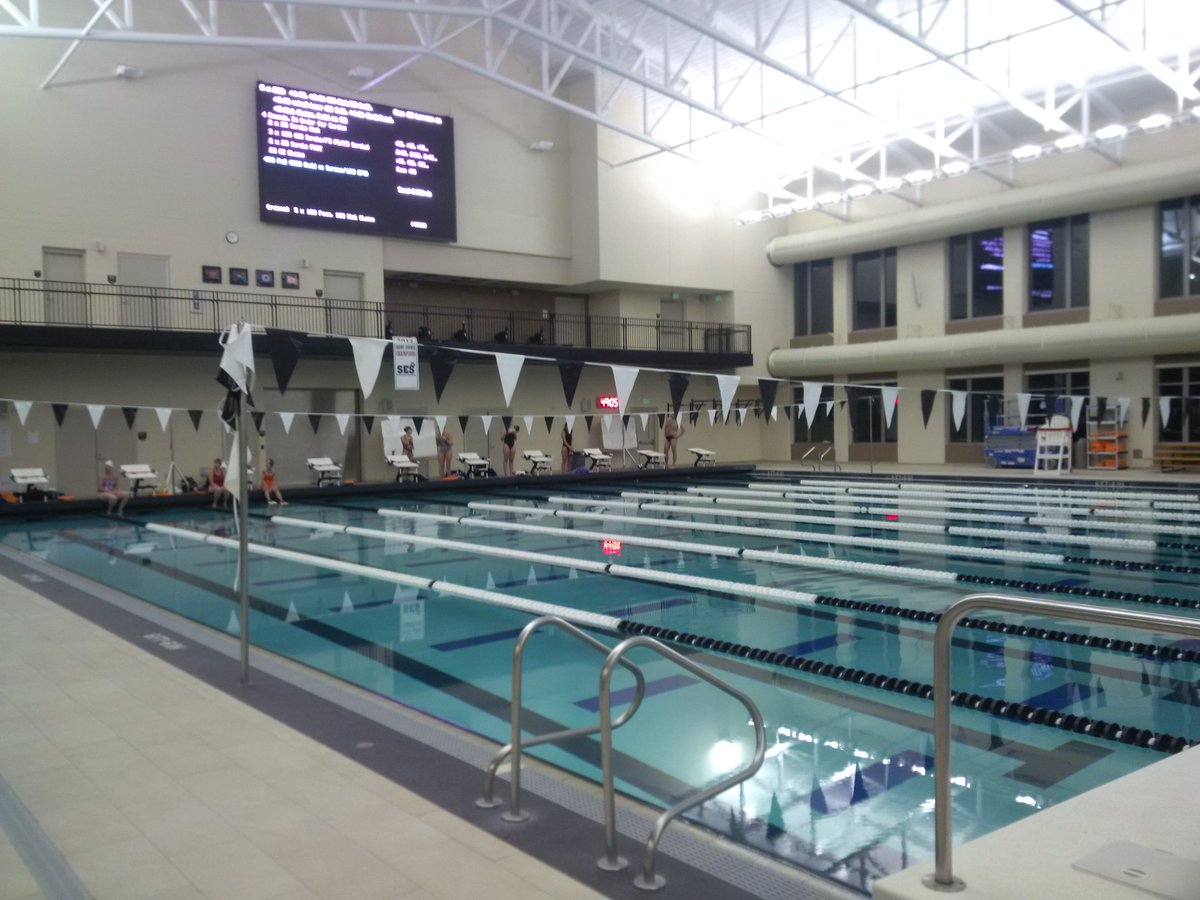 SwOttMasters's tweet photo. Swim at #EnsworthNatatorium in Nashville TN. Thanks Coach Chris! wu:5x200 [1 FR, 2 IM ki/sw, 3 FR pull 5-3, 4 build ki, 5 im dr/sw]. Main: 4 x IMO [2x25 ki; 3 x 125-25 stroke, 75 FR, 25 stroke; 2 x 25 stroke sprint, 25 ez] = 3000 yds. Nice, COLD pool :) https://t.co/3n1fIWQIfK