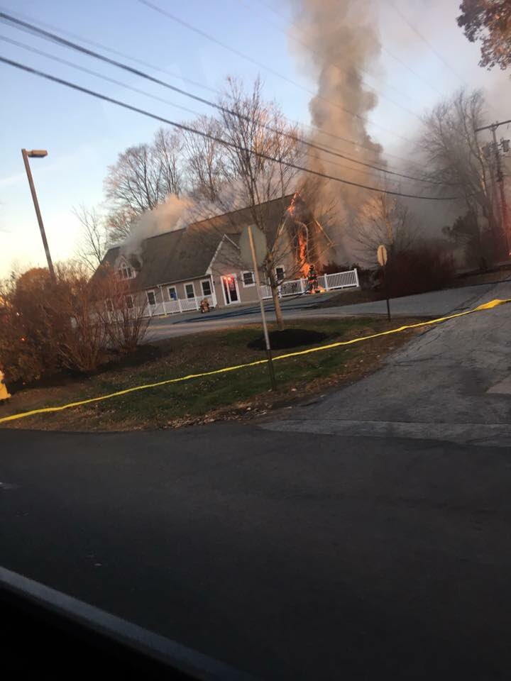 EPff3491's tweet photo. Thanks to our #MutualAid @durhamfire2253 @nhpff3211 @HamptonNHFire @Seabrook_Fire @EastKingstonFD Newmarket Fire Kensington Fire @IAFFLocal1313 Brentwood Fire Lee Fire
@hamptonfallsfd
@Local1783
Exeter ALS
Covering the station and handling #MultipleCalls Kingston @NewburyportFD https://t.co/ZMCAgYBoaK