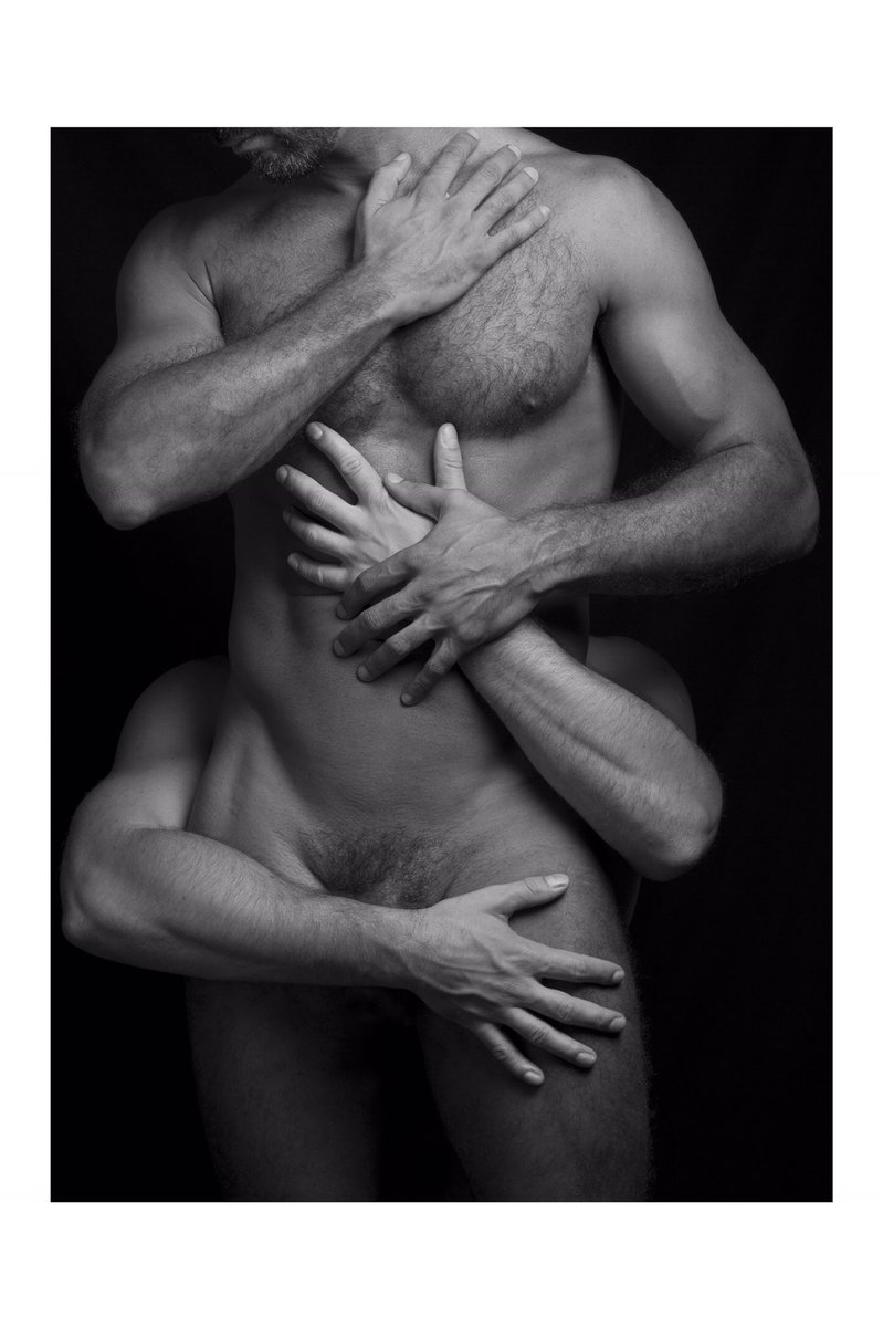 LeBeau_Foto's tweet photo. A U X I L I U M (2017) -image by @LeBeau_Foto My photo which was donated to the community center #BCNcheckpoint for their new center. #gettested #stopaids https://t.co/DbPjhyn4CB