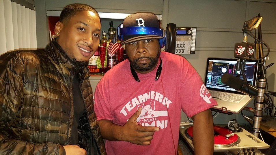 B87FM's tweet photo. ๐ฃAll๐Blocking Traffic Mix ๐จ๐๐๐๐๐๐๐๐๐๐๐ Mon-Thurs 5-7pm w/ #DaCityShaker @2timez & #AlexJ @IAmAlexJ ๐ฅ๐ฅ๐๐ผ Shaking Up Ya Ride Home!! We Move'N Boston!!!!! โ๏ธ Shouts/Request (617) 440-8777 #Listen https://t.co/ctrhgcfPyP | @TuneIn #B87 โฆ https://t.co/UAUhGOoezk https://t.co/SCb0dovBkQ
