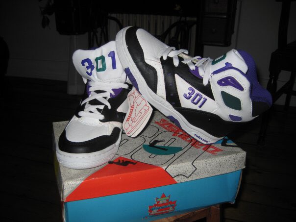 Donjuicy's tweet photo. Qui se rappel de ça! #Daoust301 #MemoryLane #1990 https://t.co/58F5SJe30l