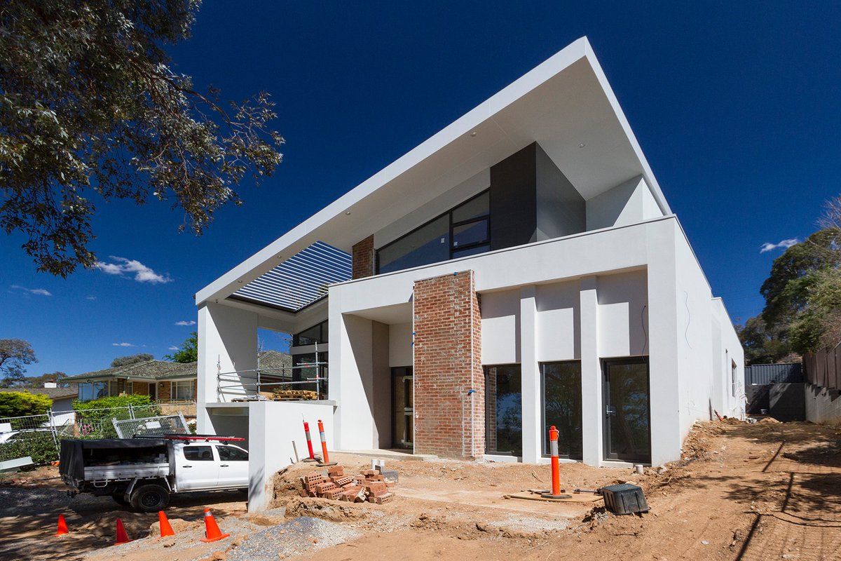 MonarchBuilding's tweet photo. Take a quick sneak peek at our progress on this Red Hill residence. It’s spacious and filled with light! See our Facebook page for more…
#Canberra #CanberraBuilder https://t.co/xC7Ujbd2SY