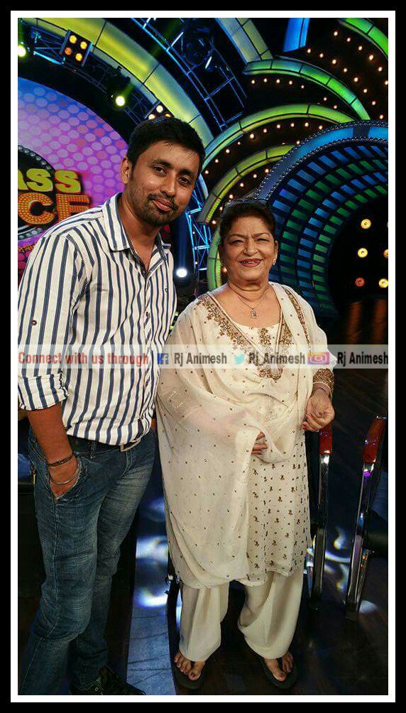 Wishing a Very Happy Birthday to
SAROJ KHAN mam who makes dance to her tunes !!  