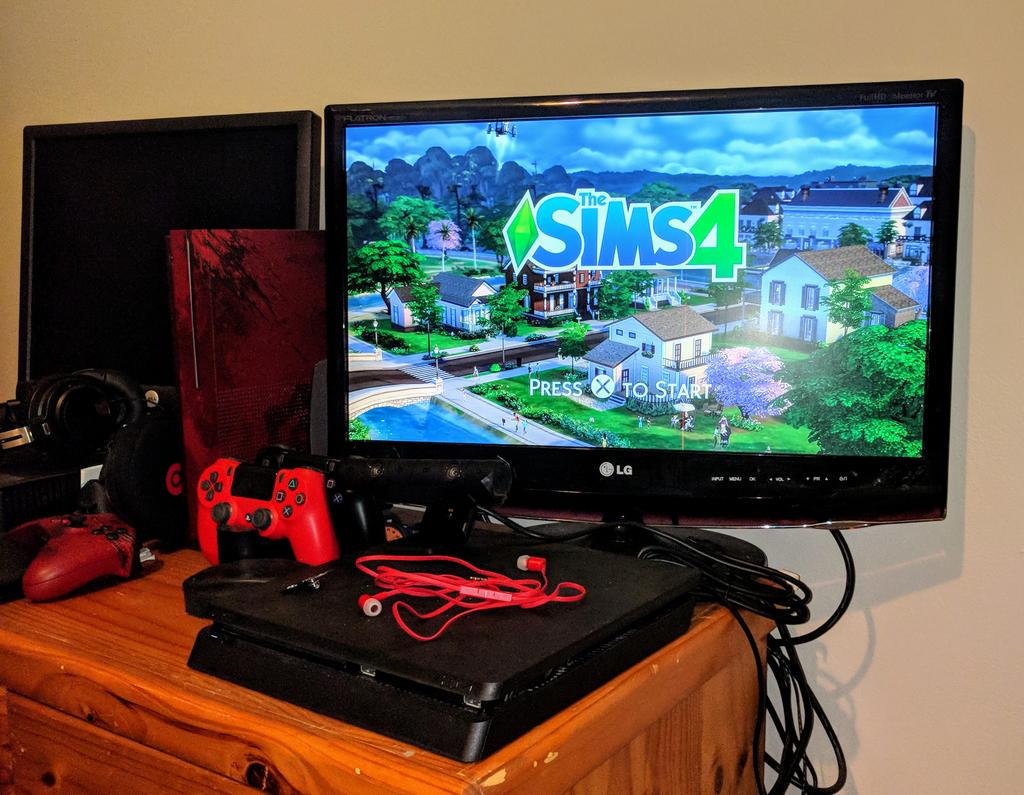 Str8_T3cherz's tweet photo. Playing the sims 4 PS4 version was interesting...just wish it was two player. Maybe one day #TheSims4 #PS4 #TechSetup #NoCableManagement https://t.co/MiMu4FDK6B