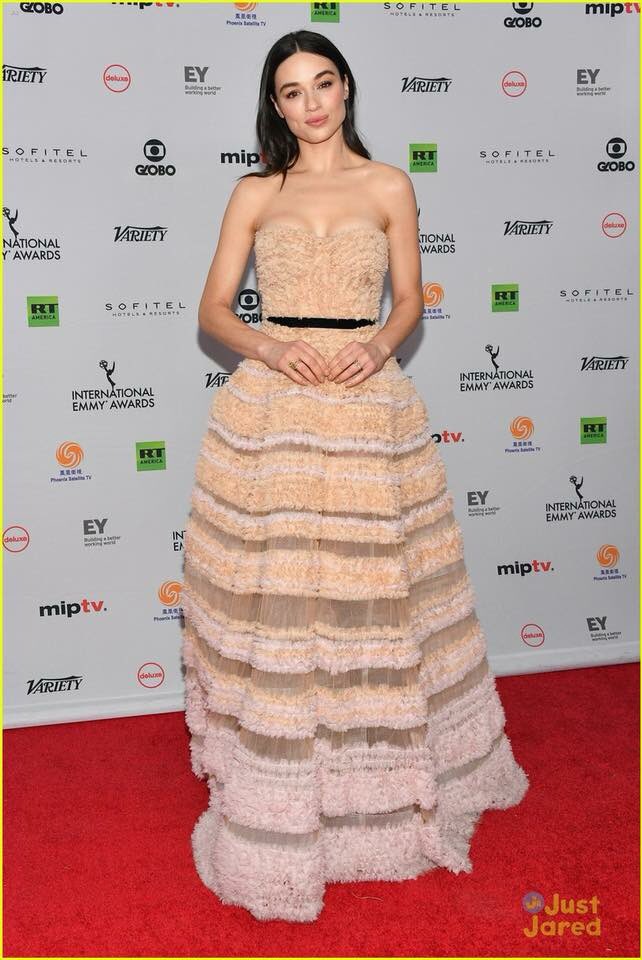 crystalreedchi's tweet photo. 📸| Crystal en la gala de los International Emmy Awards en New York (1/2) https://t.co/zxxXNNIswk