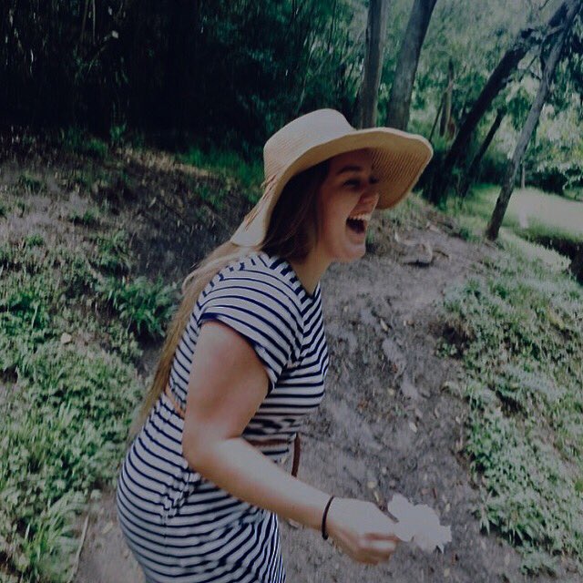 ambercastaneda_'s tweet photo. 🌻🌻🌻 https://t.co/oKe1kjxEQ6