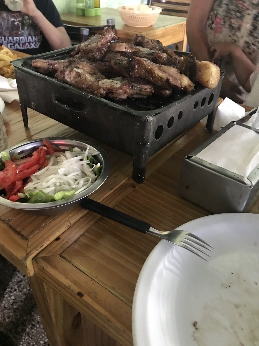 Erckfry's tweet photo. 🍽😋 https://t.co/OiQuGgyFU9