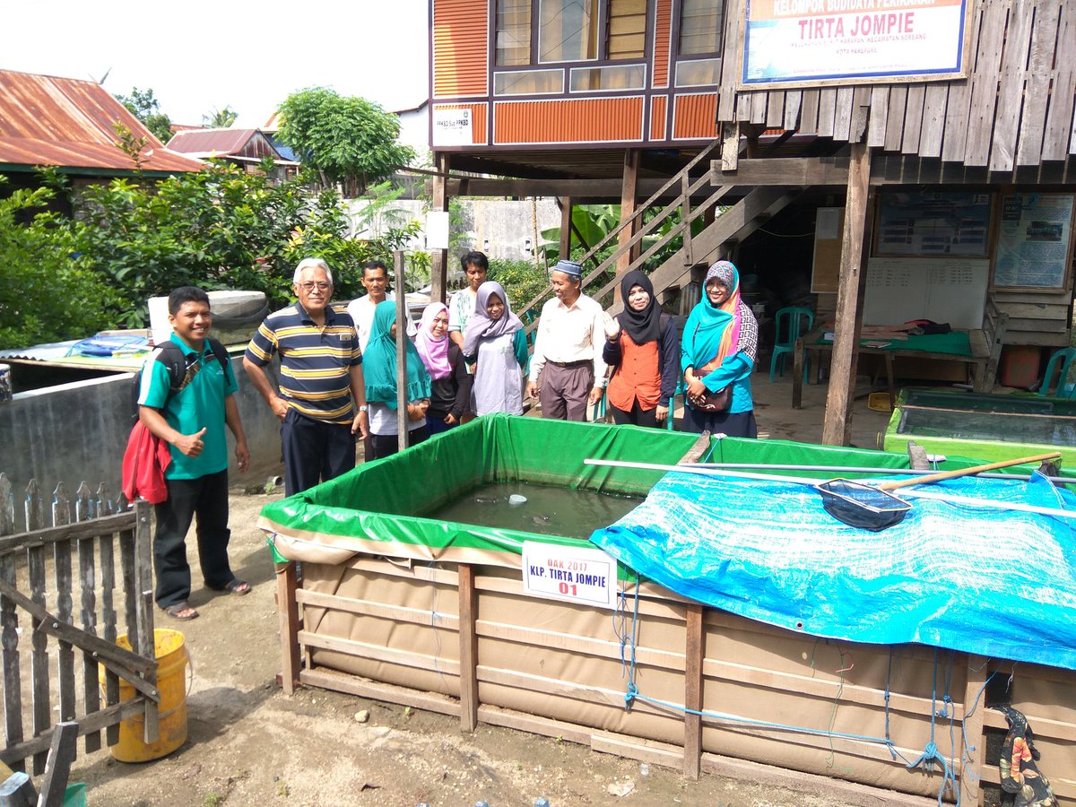 AfifvanMaidin's tweet photo. Pendampingan kegiatan Monitoring dan Evaluasi pokmas budidaya @ccdpifad -IFAD kota parepare oleh tim PMO CCDP IFAD.
@mzulficar @susipudjiastuti @brsdm_kp  @BudidayaKKP @asunaryanto @MHasyimZaini @PPBPUSLATLUHKP https://t.co/LiOk1VNw4F