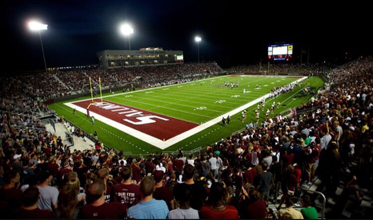 matt_bren23's tweet photo. Extremely blessed and honored to receive an offer from Southern Illinois University! @17NickHill @lemminginsider @EDGYTIM @DeepDishFB https://t.co/fSFFjUG75K