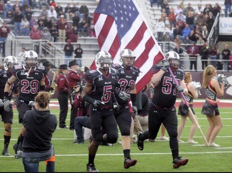 matt_bren23's tweet photo. Extremely blessed and honored to receive an offer from Southern Illinois University! @17NickHill @lemminginsider @EDGYTIM @DeepDishFB https://t.co/fSFFjUG75K