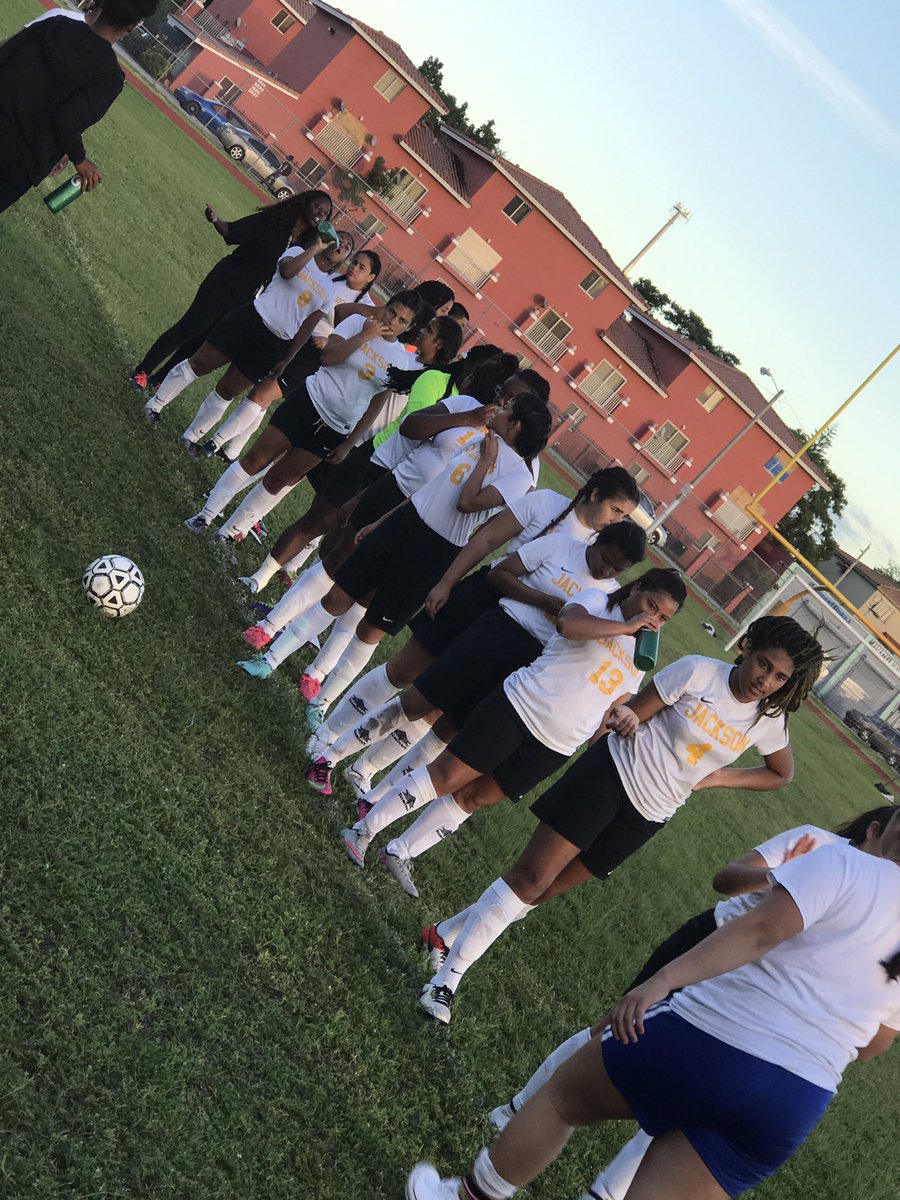 jaxathletics's tweet photo. Great game lady Generals!!!! Until next time......🙌🏾🙌🏾🙌🏾 https://t.co/HG5EZTiTND